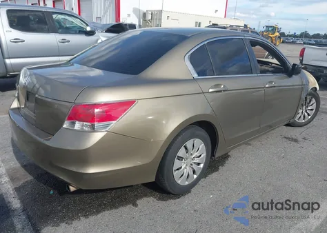 2010 Honda Accord 2.4 Lx z USA, uszkodzony, nr VIN 1HGCP2F32AA111569